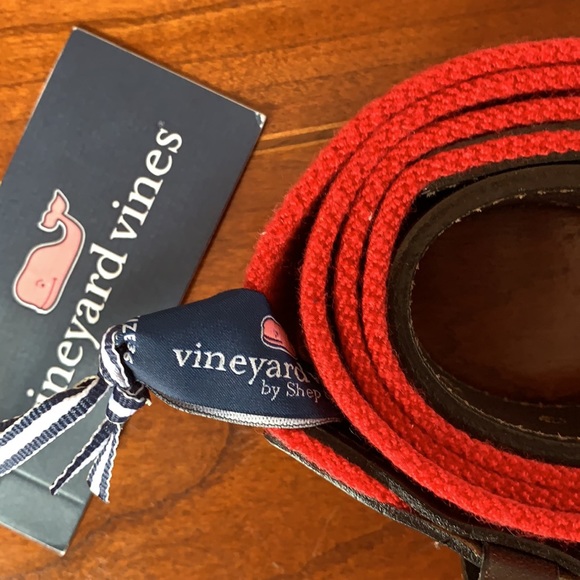 Vineyard Vines Bungee Belt - Red Size 36 NEW - Picture 6 of 6